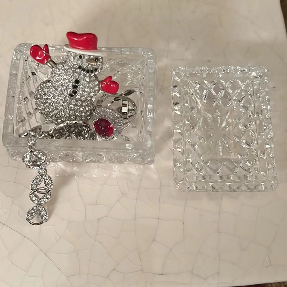 Cut Glass Princess Trinket Box, Pressed Glass Rectangular Tiny Glass Container
